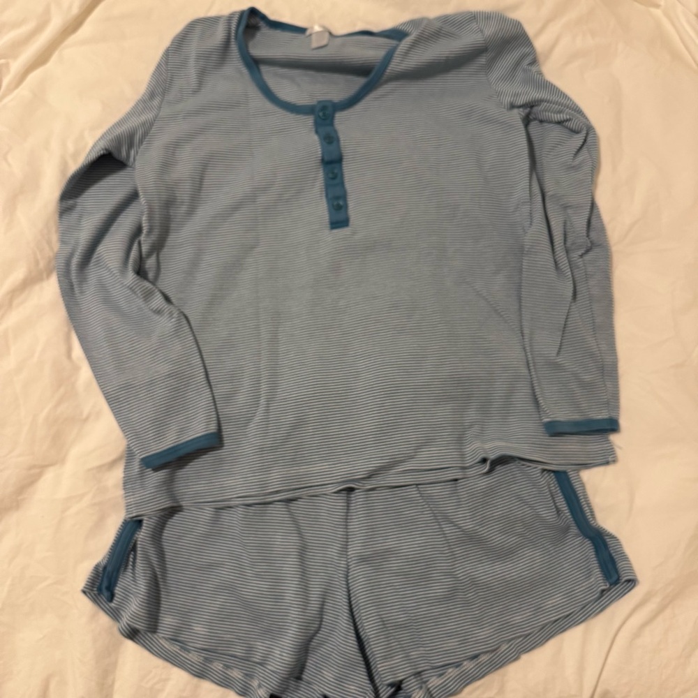 Women's Blue Striped Pajama Set